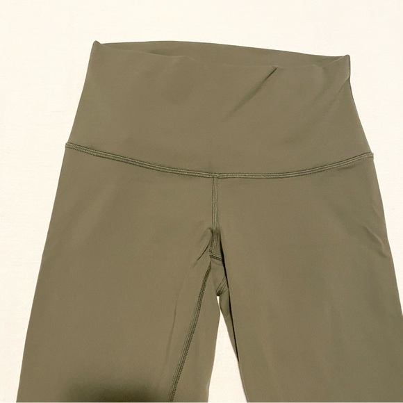 Lululemon Womens Green Crop Pant Leggings Missing Size - Picture 2 of 15